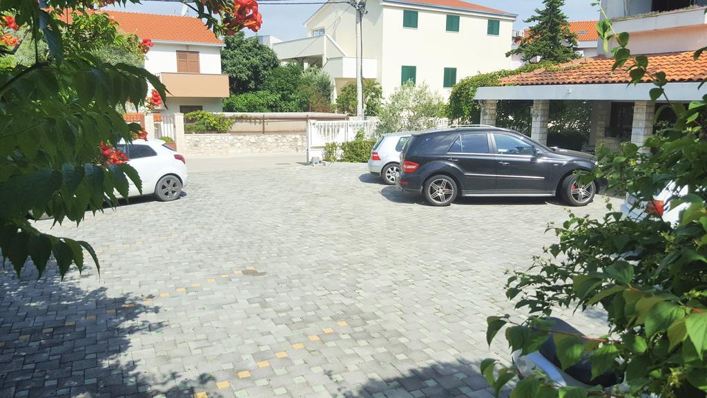 Apartments Vojin Трогир Экстерьер фото
