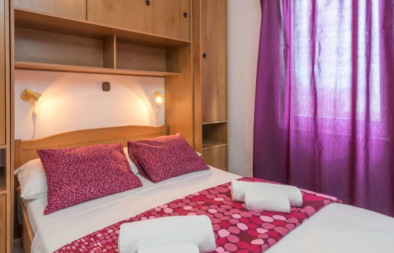 Apartments Vojin Трогир Экстерьер фото