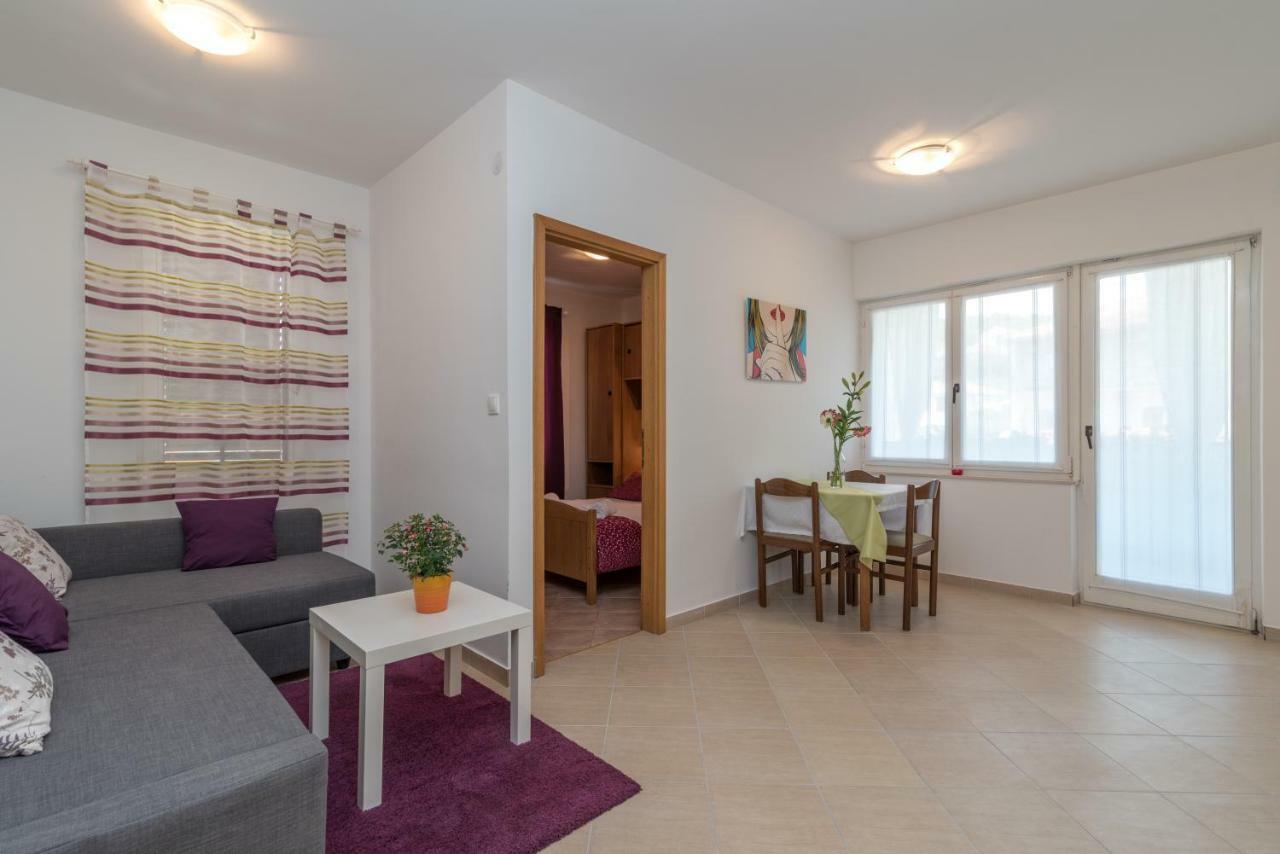 Apartments Vojin Трогир Экстерьер фото